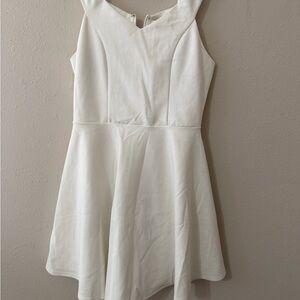 Francesca's White Crewneck Top